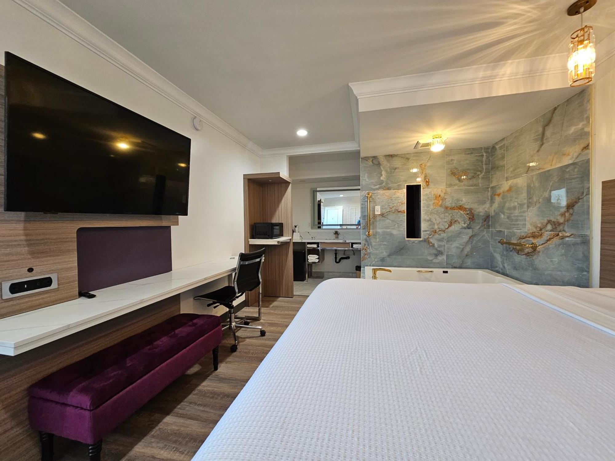 Travelodge Inn & Suites By Wyndham Fullerton Exterior foto